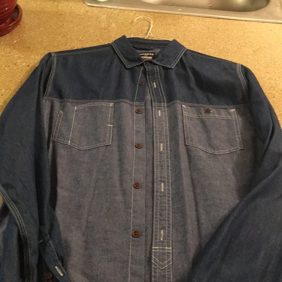 Express Jean Color Shirt - Picture 4 of 5